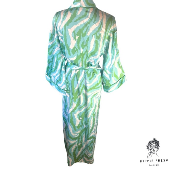 DVF xTarget Diane Von Furstenberg Satin Disco Zebra Green Robe Size S - Picture 8 of 8